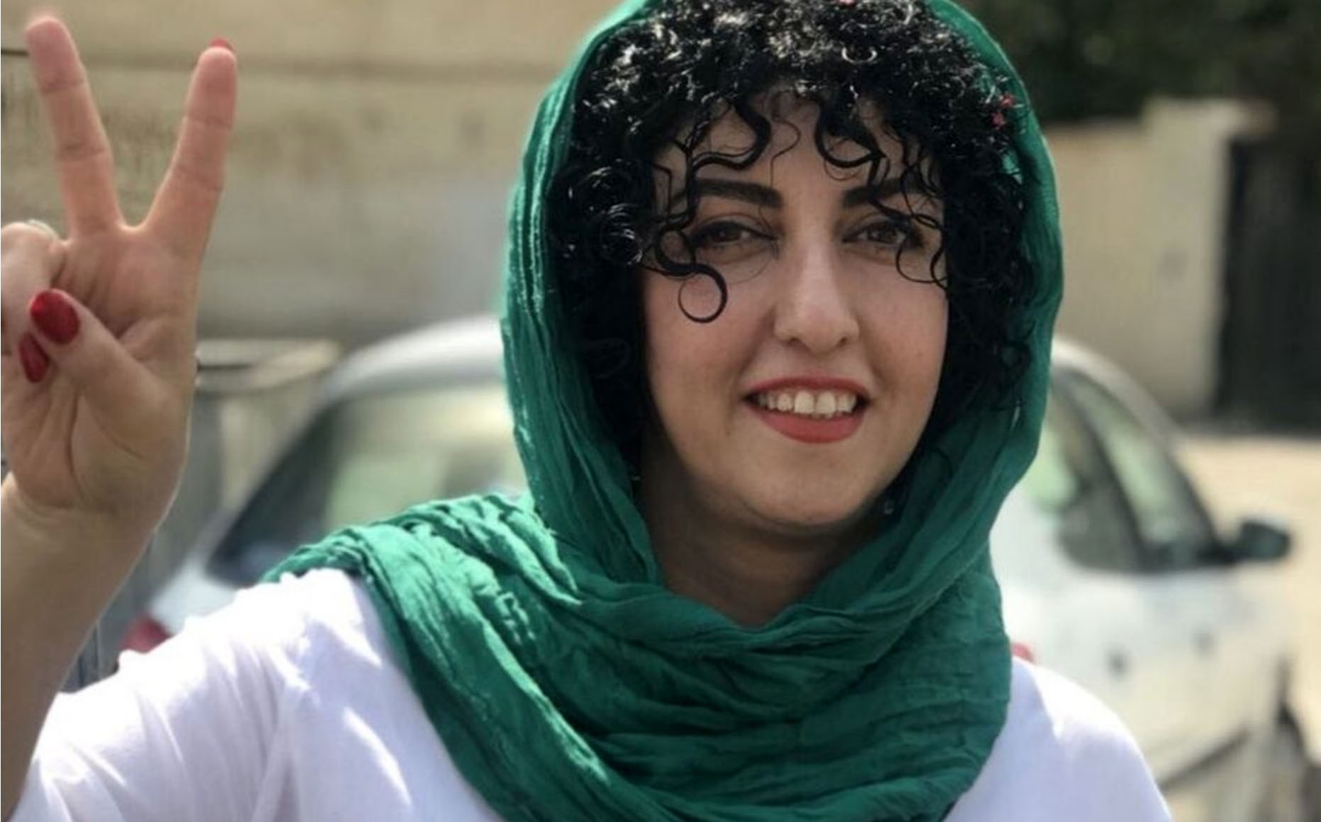 Api Narges الإيرانية نرجس محمدي تفوز بجائزة نوبل للسلام | الكتائب