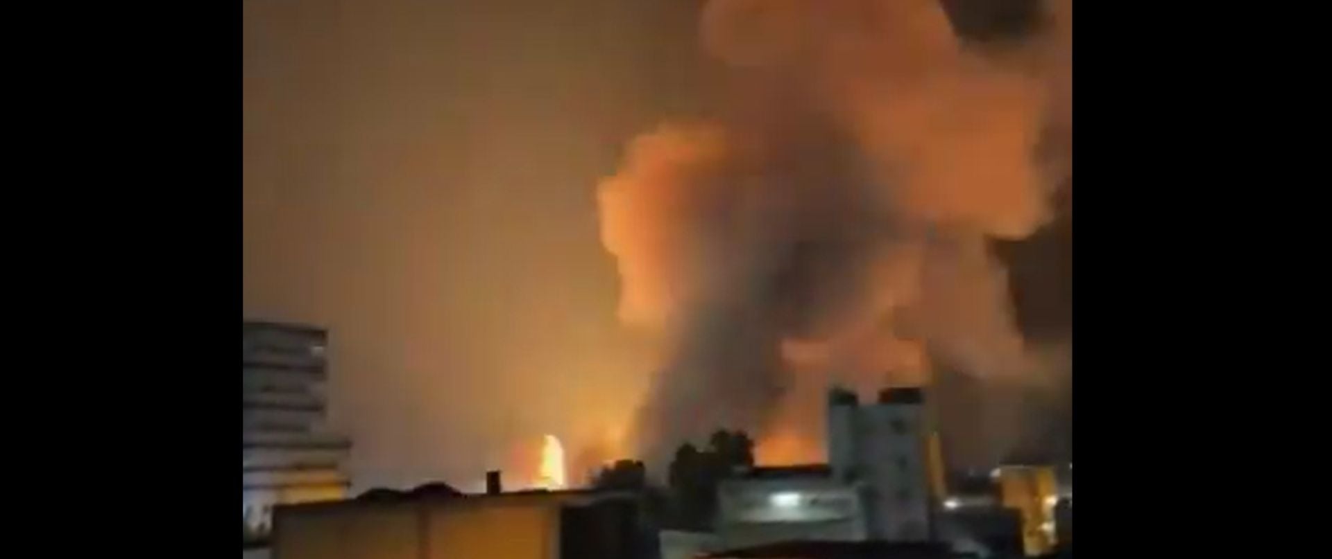 بالفيديو - الجيش الأميركي يقصف إيران.. انفجارات في هرمز ومدن إيرانية والحرس الثوري يتوعد بالرد