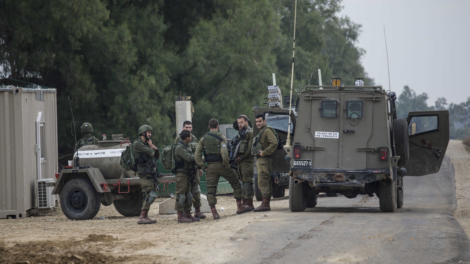 الجيش الإسرائيلي: الحزب سيدفع ثمن اختياره إيران