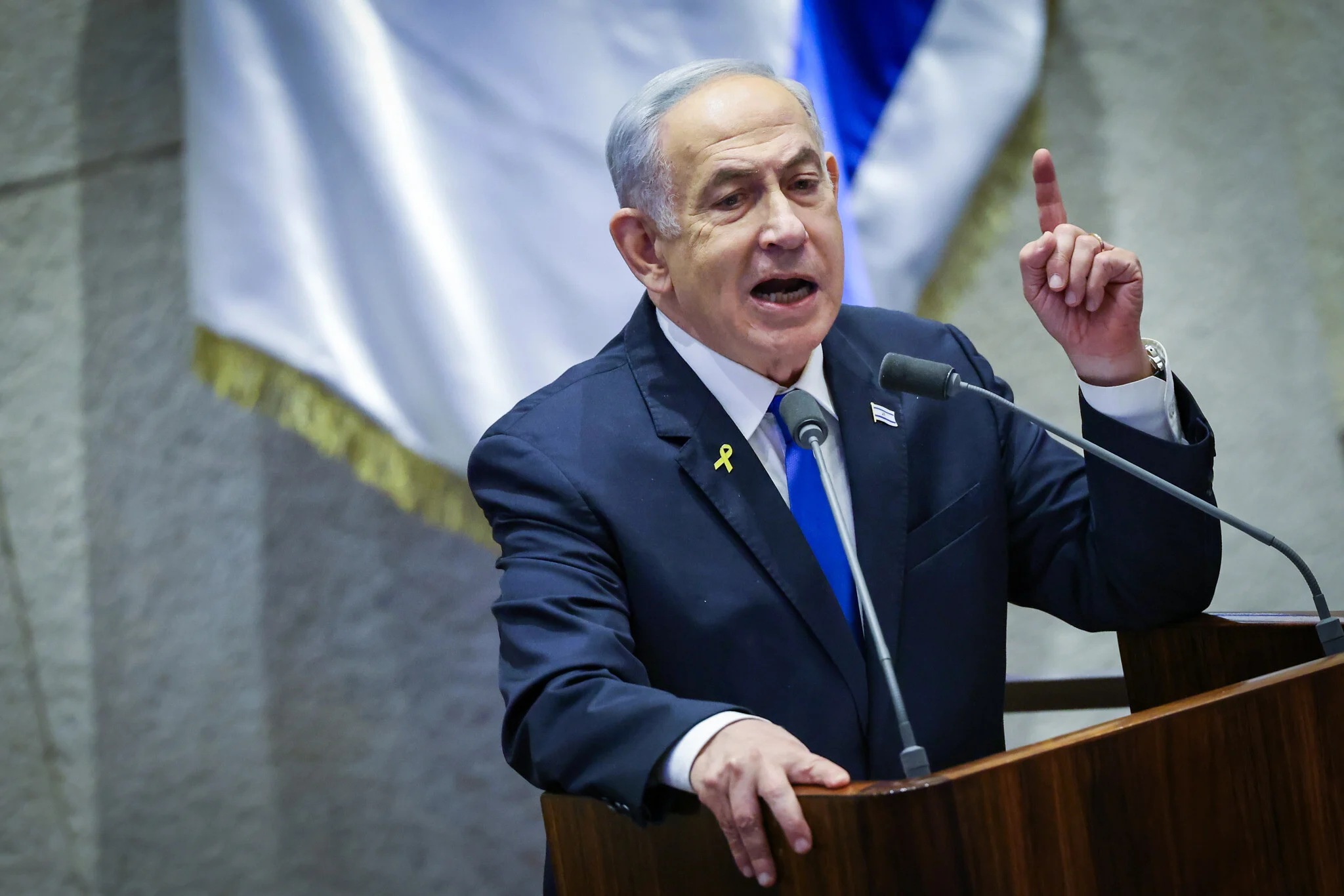 إسرائيل تصدّق على استمرار خطة ضرب حزب الله... نتنياهو: سيدفع الثمن غاليًا نتيجة اعتداءاته