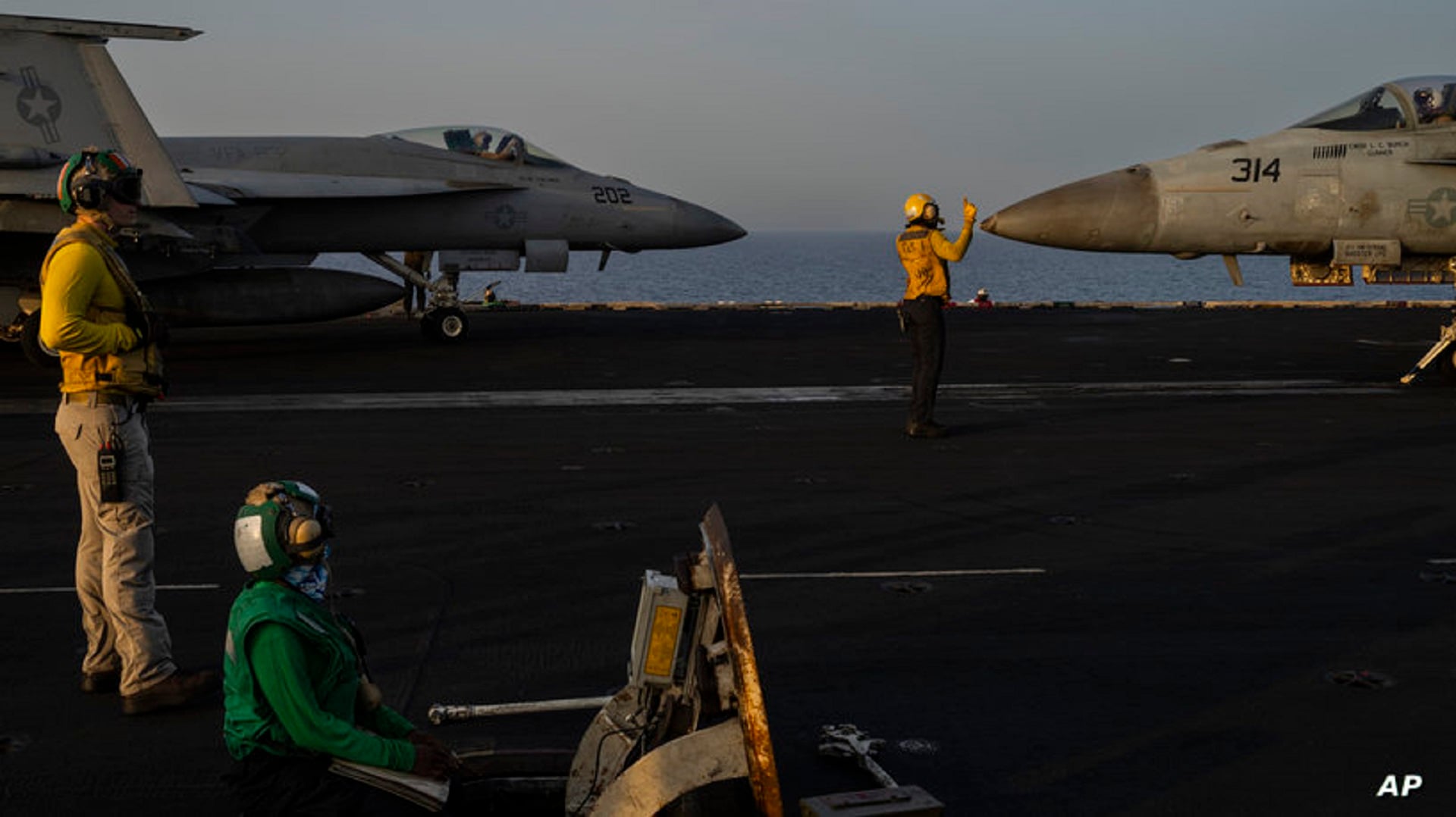 حشد عسكري ومساع ديبلوماسية… إسرائيل تزوّد أميركا بمعلومات استخباراتية عن إيران