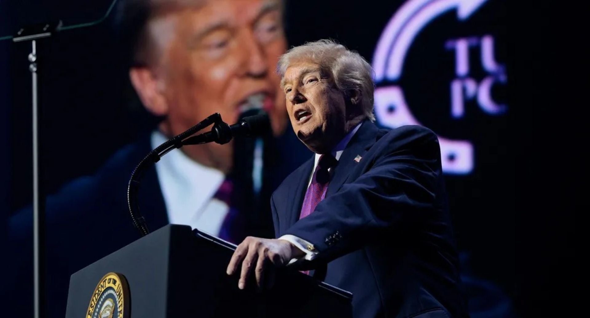 ترامب: يمكننا أن نجعل لبنان بلدا عظيما مرة أخرى.. لقد نسيهم العالم وهم أناس طيبون