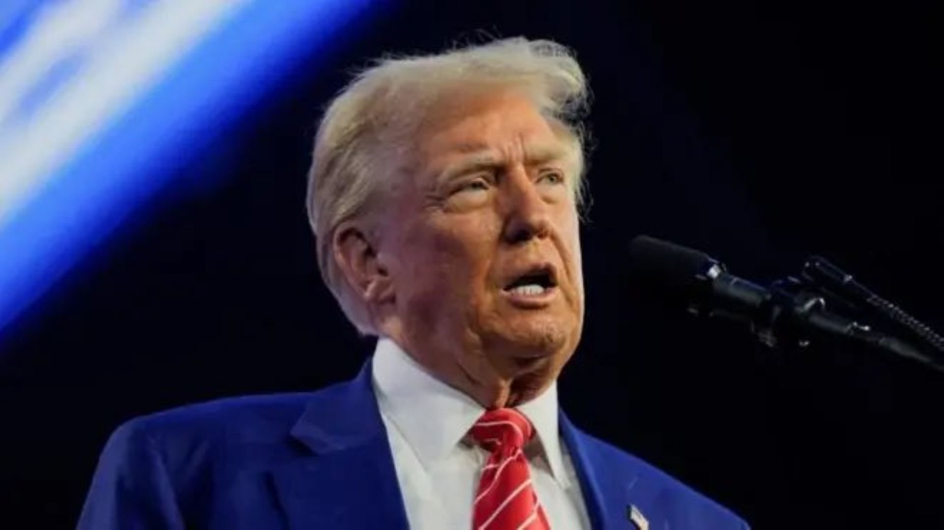 ترامب: حزب الله لطالما ظلّ مشكلة في لبنان... وسأدعو عون لزيارة البيت الأبيض