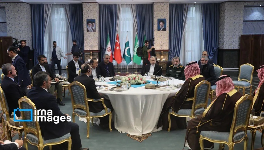 حلف مكة يعرض على ايران التعاون لا الرضوخ: كيف سترد؟