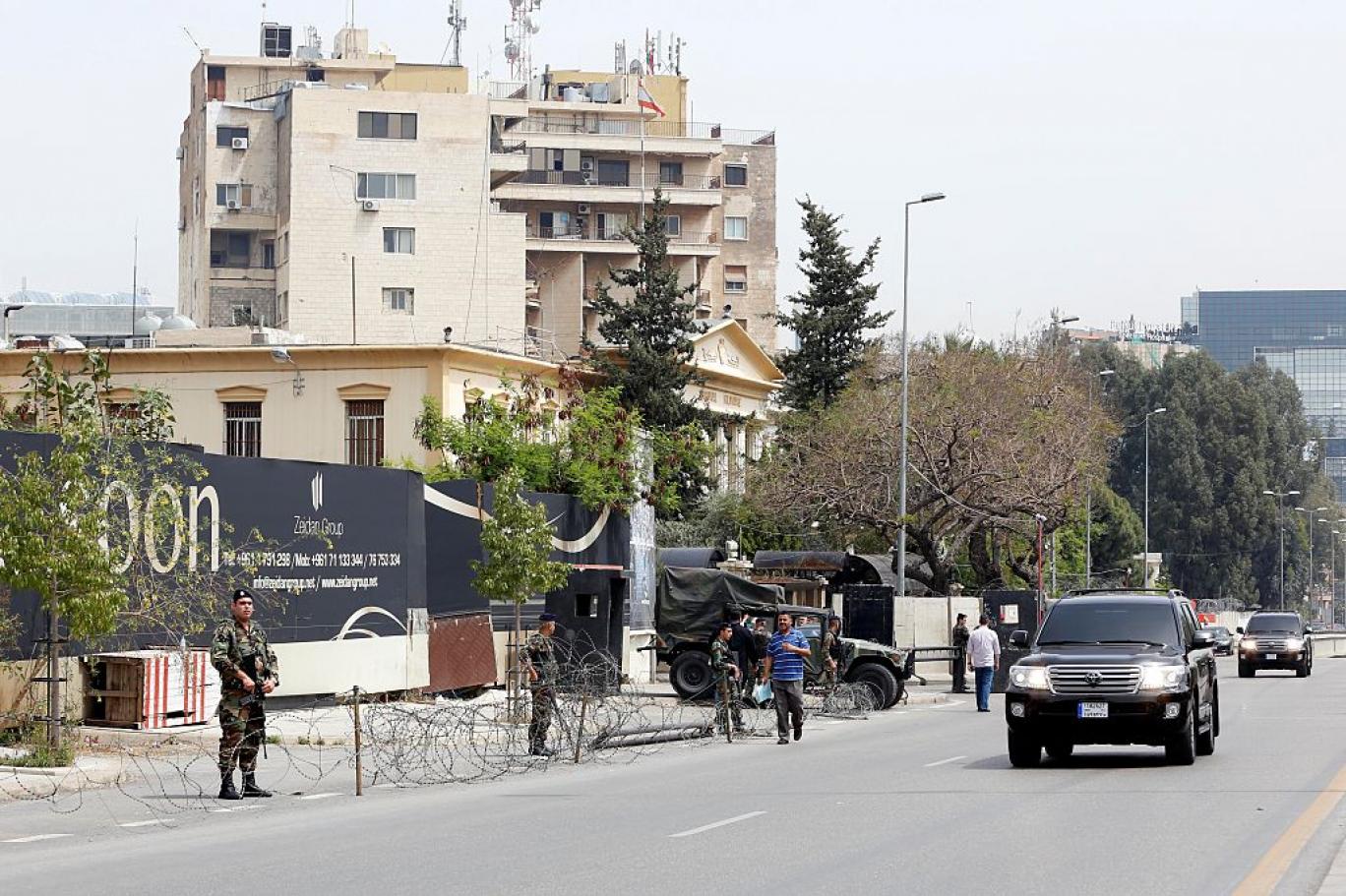 ضغوط "حزب الله" على المحكمة العسكرية تقوّض قرار حظر السلاح