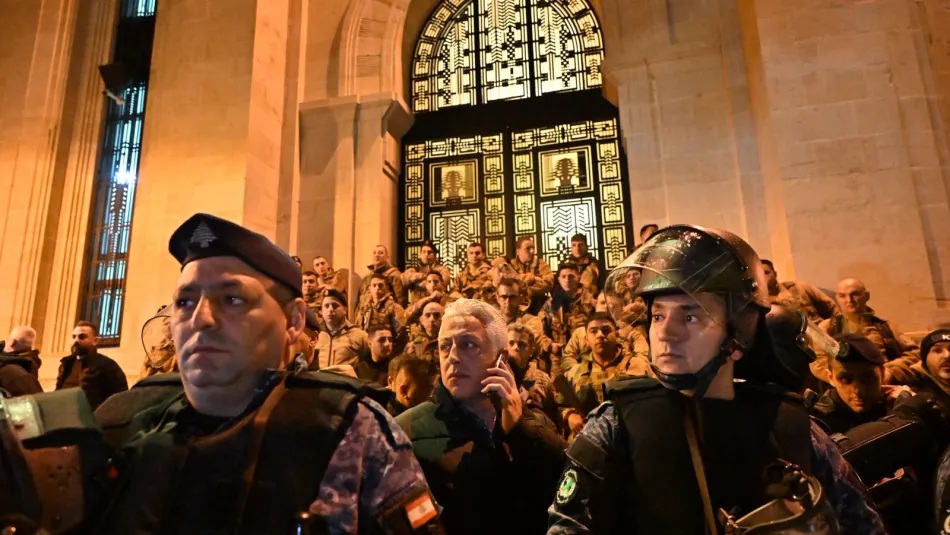 إجتماع إيجابي يخفّف غضب المتظاهرين...آخر شباط وعد من سلام!