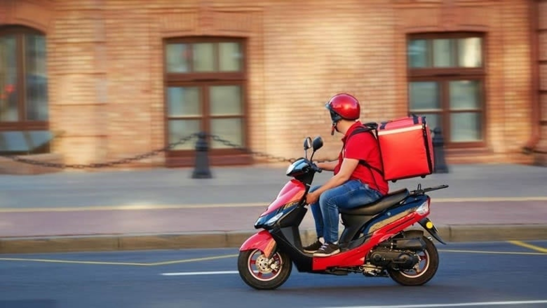 Drug network exploits minors for “delivery”... and the “drone” is in service!