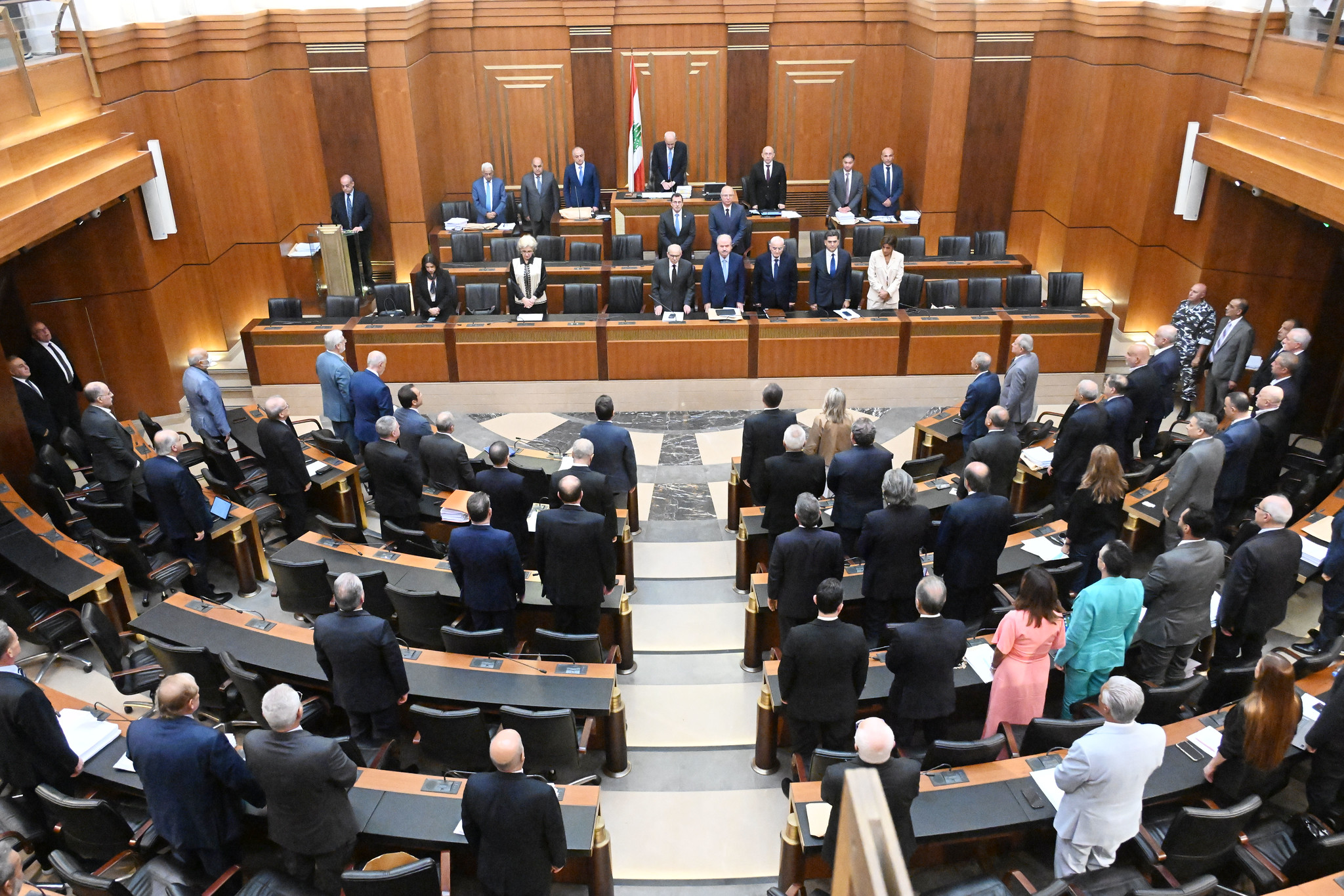 رفض بري التصويت بالمناداة يعرقل الجلسة التشريعية