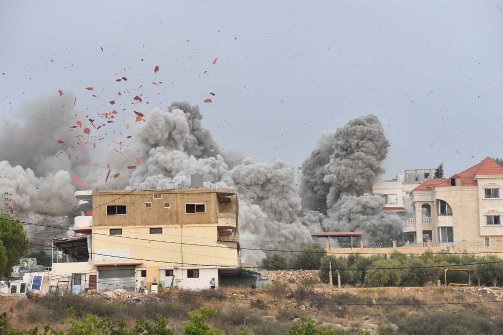 "تحمية" إسرائيلية خطيرة بعد تهديد "الحزب" الانقلابي... مجلس الوزراء ينتصر للمغتربين في الانتخاب الكامل