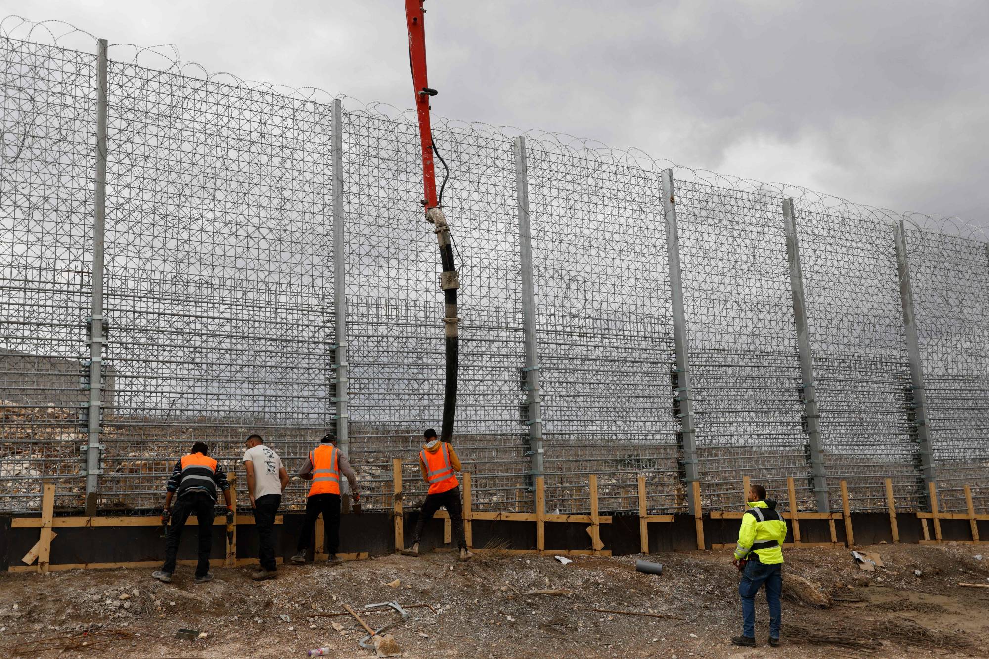 تل أبيب إنتقلت من سياسة الضغط إلى مرحلة التحضير لعمل عسكري