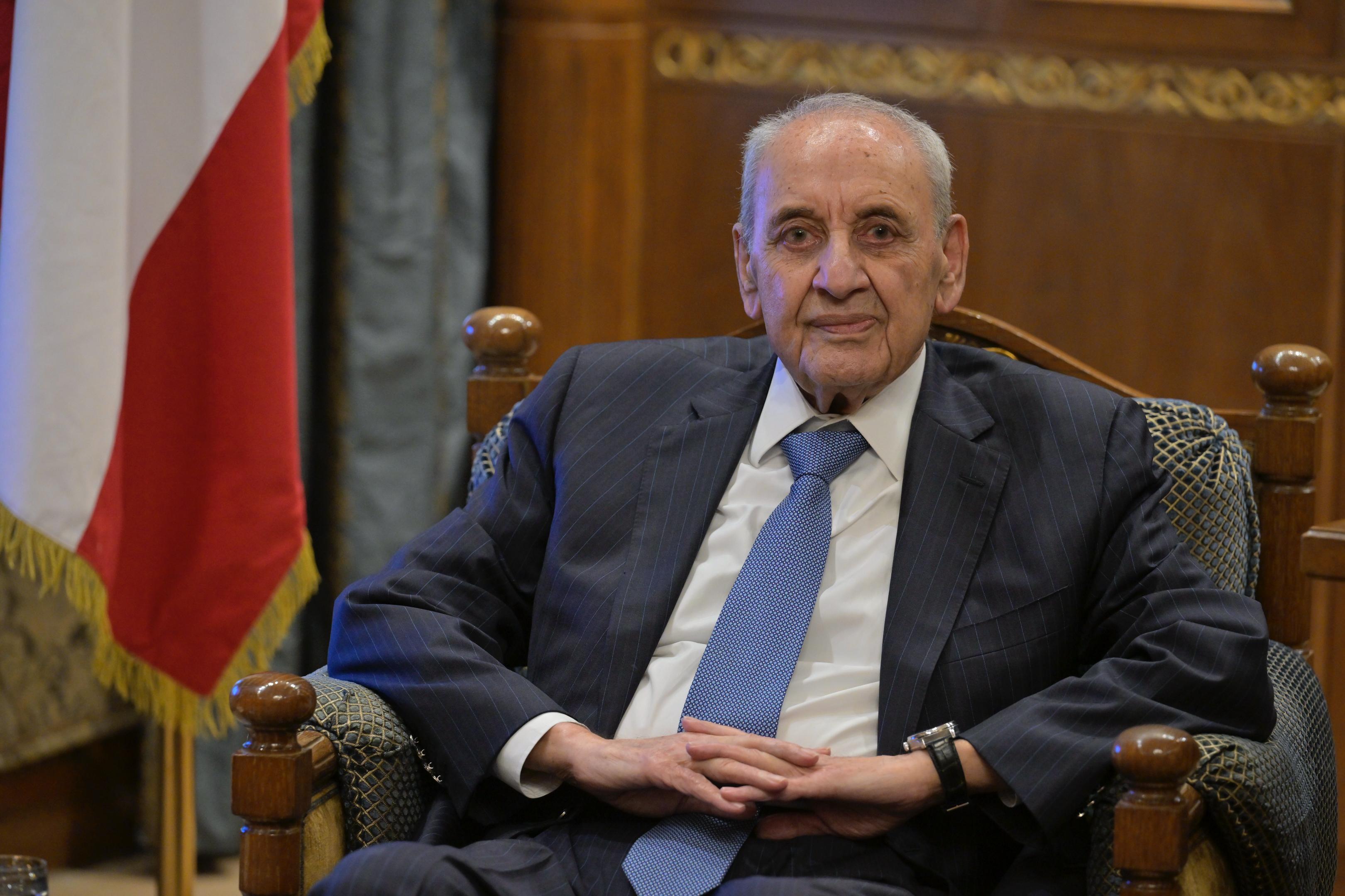 قبيل إجتماع اللجنة الوزارية...بري: "المغتربين ما بتقطع"