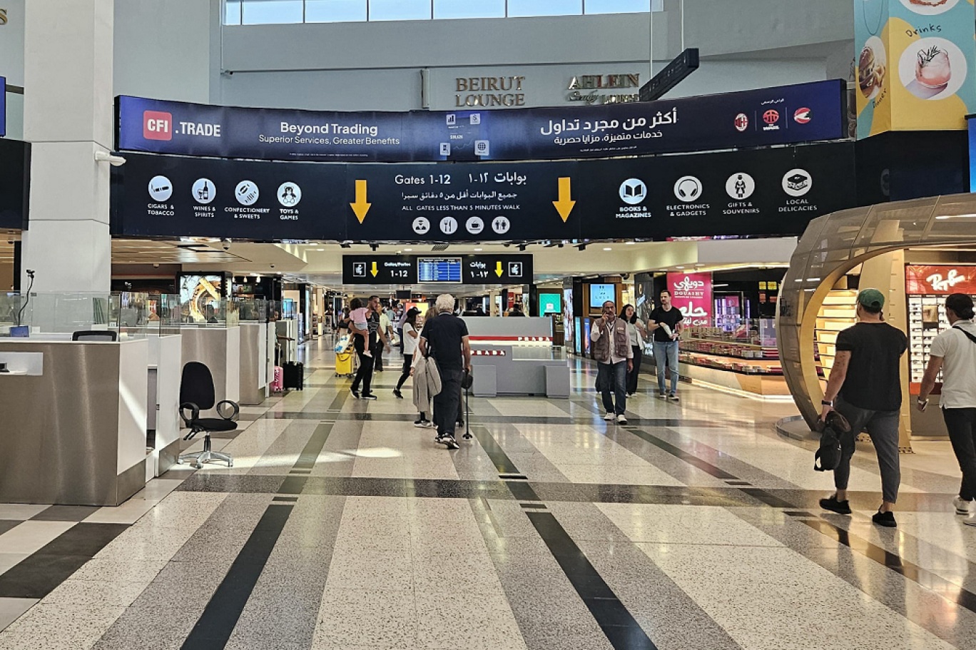 حركة ناشطة في المطار تسبق الأعياد المجيدة