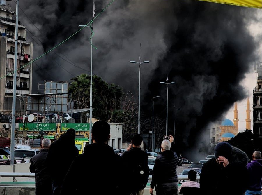 بالصور والفيديو- إستهداف الباشورة في عمق بيروت وكلية العلوم تخسر مديرها...والضحايا الى ازدياد