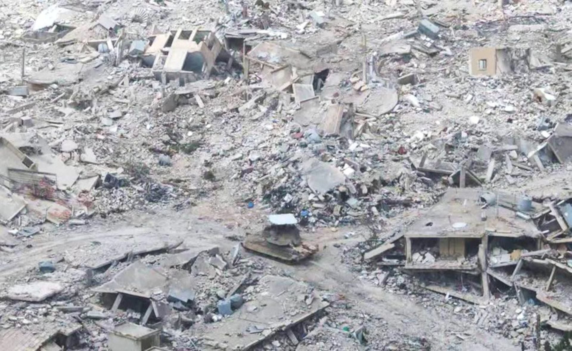 جنوب لبنان تحت الجرافات: تثبيت الدمار كأمر واقع على حدود النار