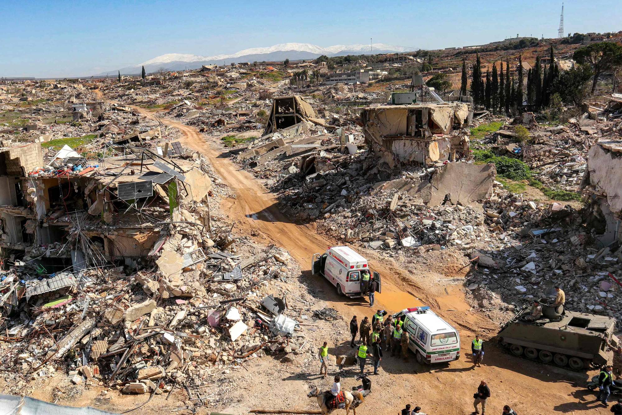 بالصور والفيديو-  قضاء النبطية في قلب الغارات... وسقوط مسيّرة في الجليل الأعلى