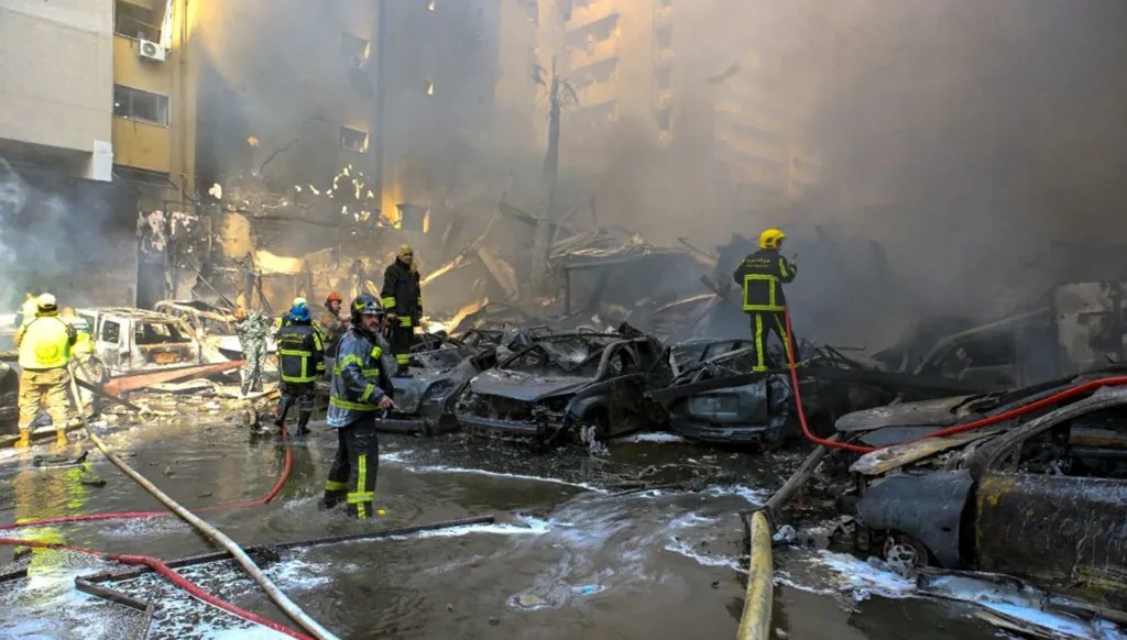 إسرائيل تفصل لبنان عن الهدنة بضربات صاعقة... حصيلة دموية تحاكي "البيجر" وانفجار المرفأ