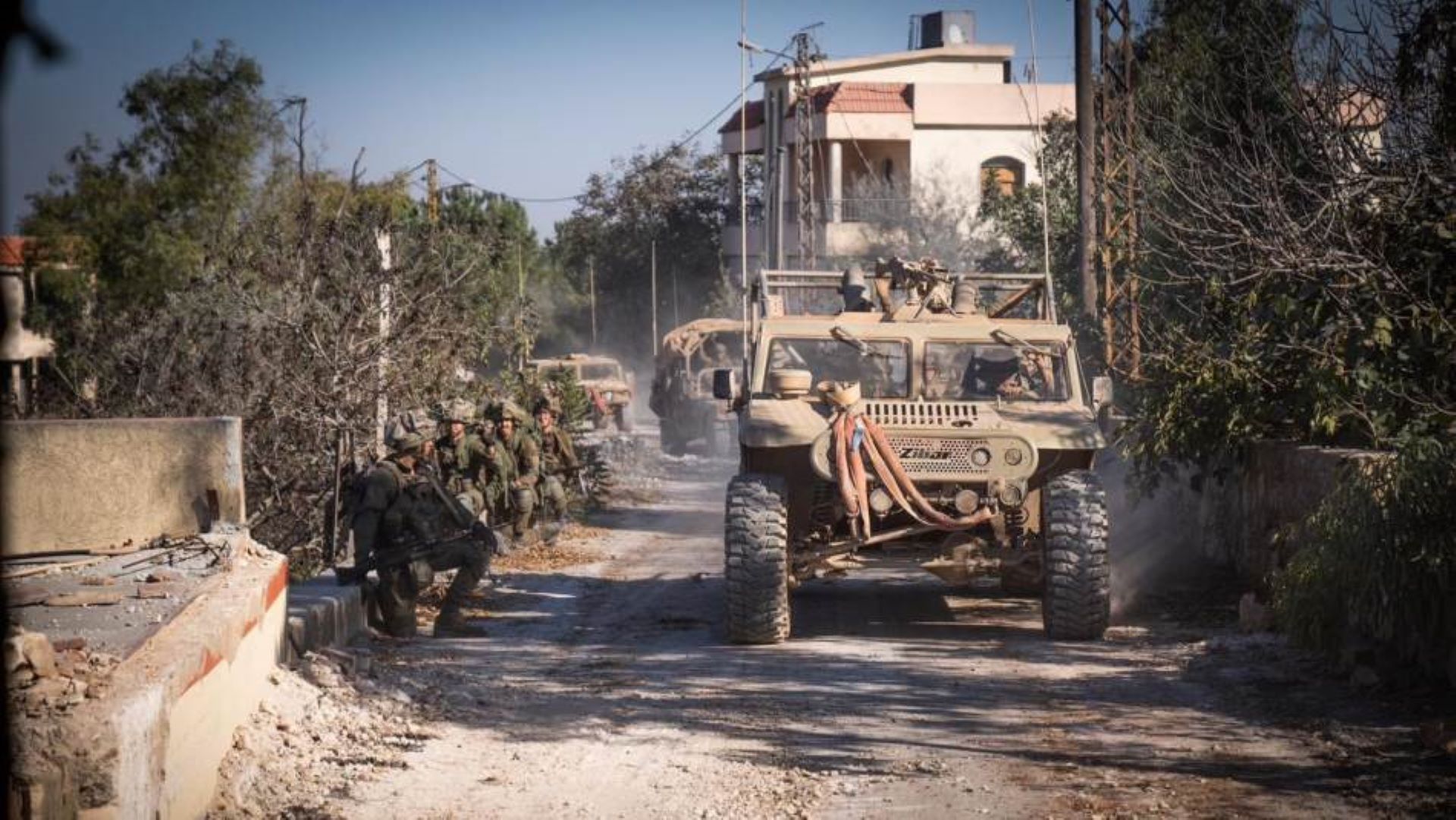 إسرائيل تأمر جيشها ببدء المرحلة الأولى من العملية البرية في لبنان