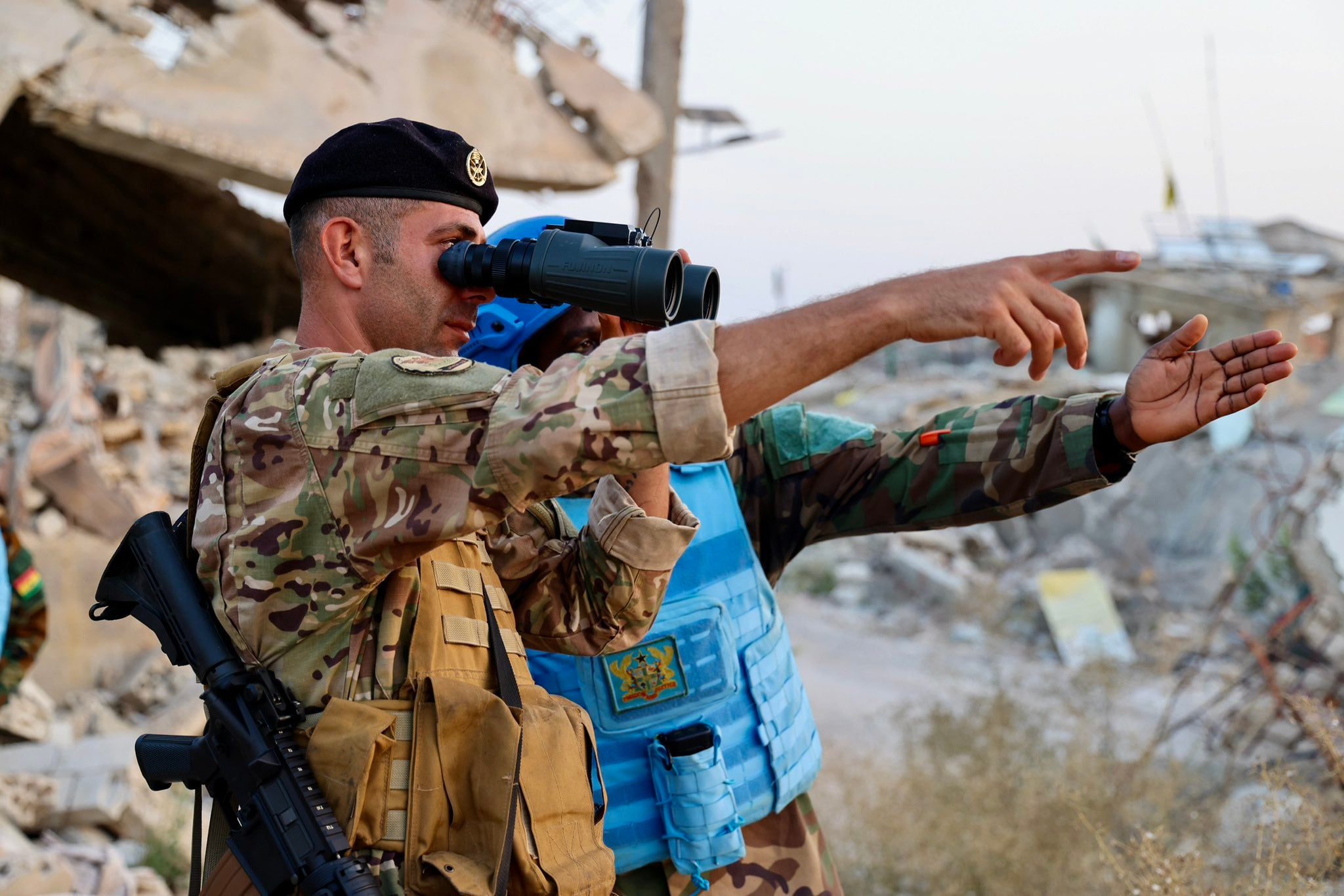 سلام الى فرنسا...باريس: تصريحات قادة "حزب الله" تشجع عناصره على استهداف "اليونيفيل"