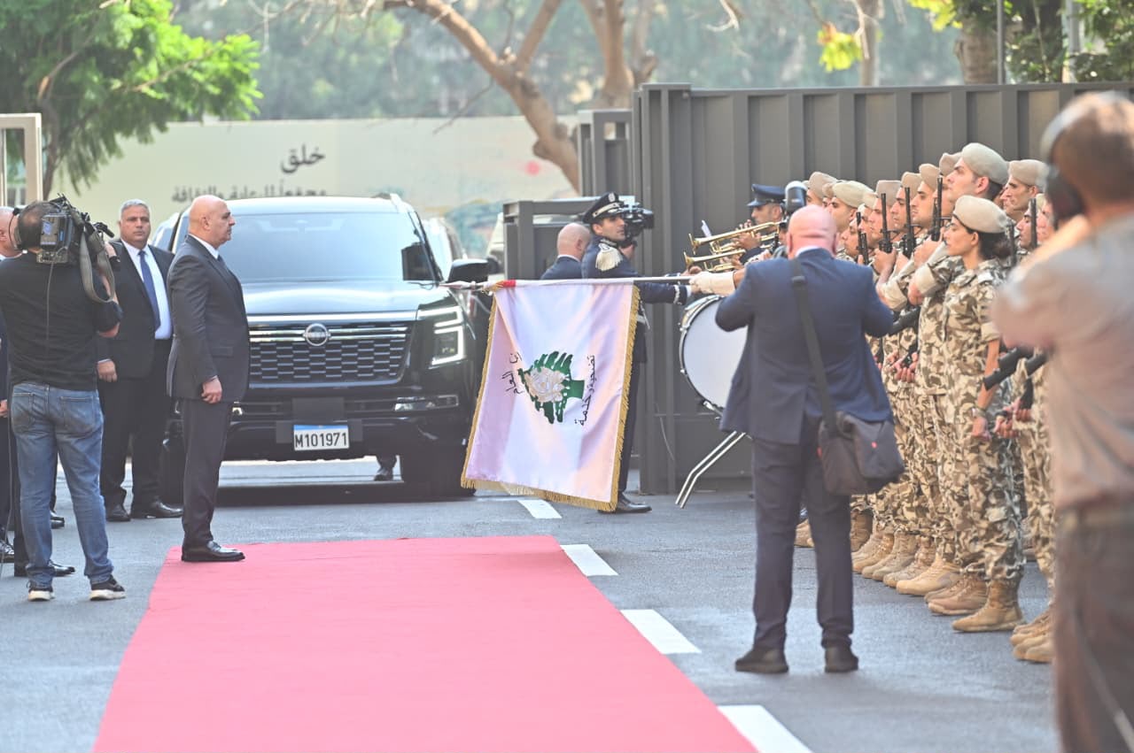 عون للعسكريين في العيد الـ 81 للأمن العام: أنتم قدوة لمؤسسات الدولة والعمل الناجح يظهر دائماً في الظروف الصعبة