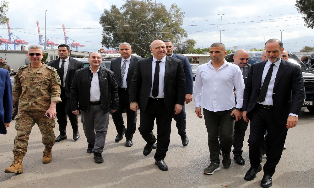 بالفيديو- حشود شعبية تستقبل عون في طرابلس: لا إنماء من دون أمن والدولة موجودة إلى جانب أبناء المدينة