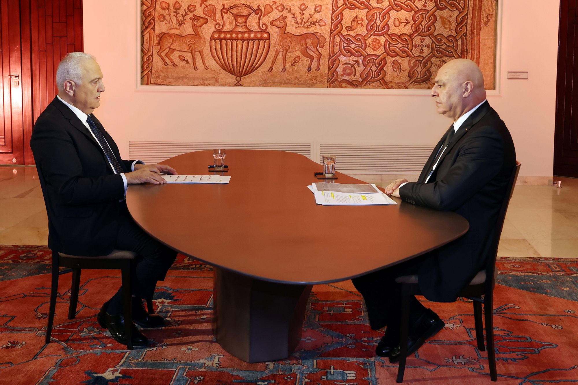 رئيس الجمهورية يشقّ طريق "حزب الله" إلى الدولة