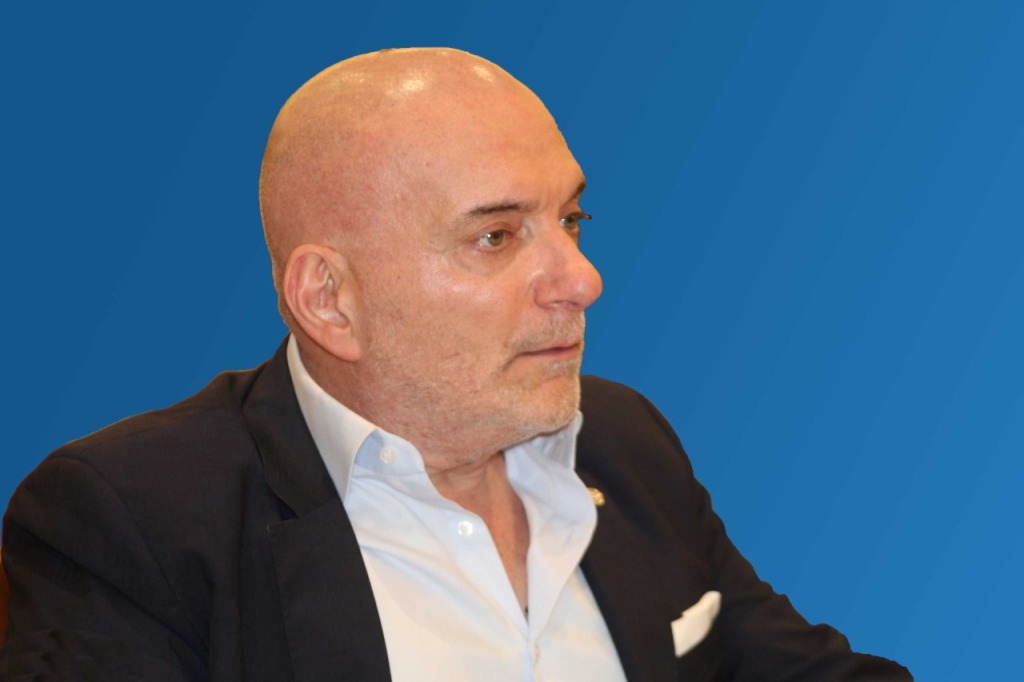 حكيم: وقف إطلاق النار مع إبقاء السلاح كما هو غير مقبول اليوم