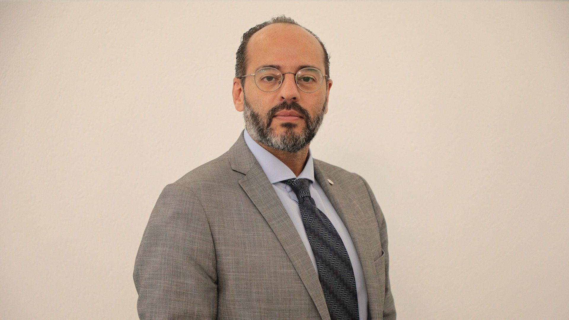 داغر: المنطقة ذاهبة نحو السلام ولا مكان فيه للسلاح والميليشيات والحرب ويمكننا أن نكون تحت سقف الدولة الآن أو بعد أن نُقصف وندمّر والقرار يعود لنا