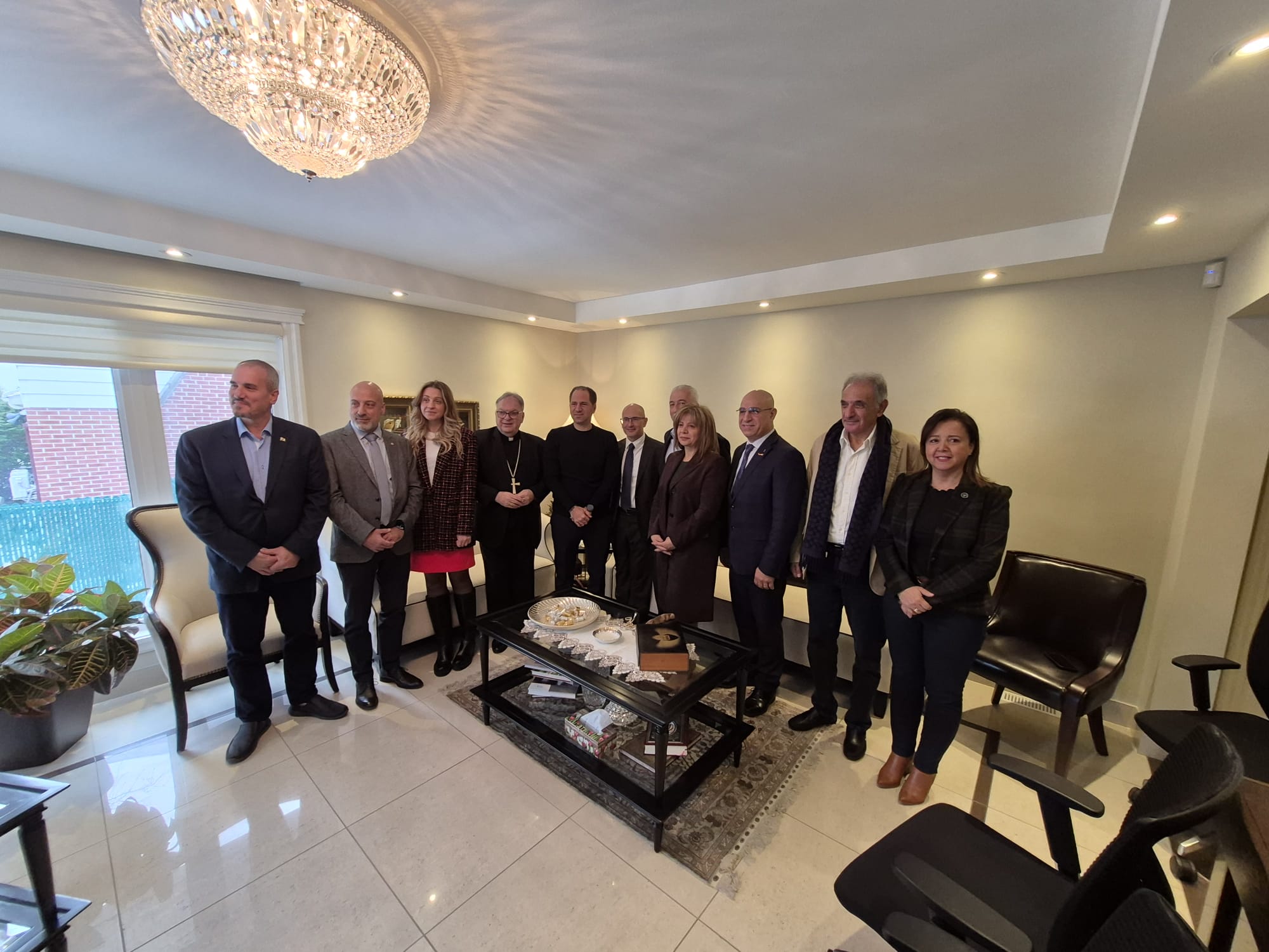 الجميّل من دار المطرانية المارونية في كندا: حزب الله ليس تعبيرًا عن خيار شيعي لبناني حرّ بقدر ما هو فصيل إيراني ينفّذ أوامر خارجية