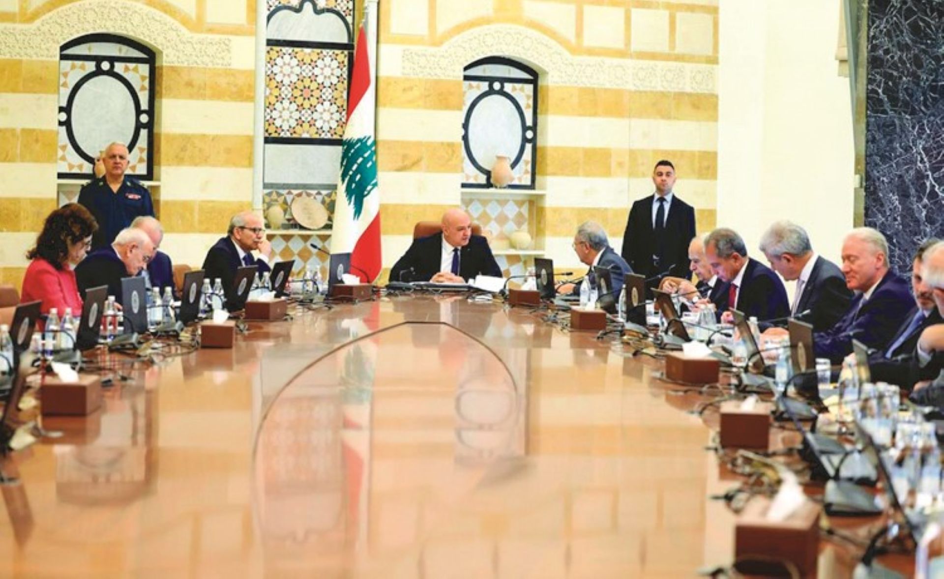 تقرير الجيش أمام مجلس الوزراء يضع حصرية السلاح عند مفترق سياسي وأمني بالغ الدقة