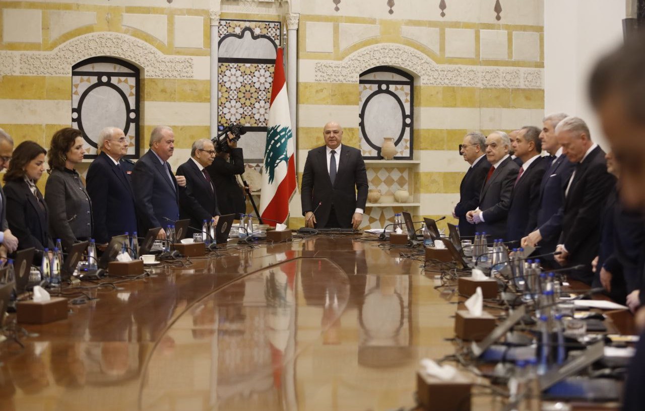 بالصورة- بموافقة وزراء الثنائي: الحكومة تفوّض وفد واشنطن بالتفاوض